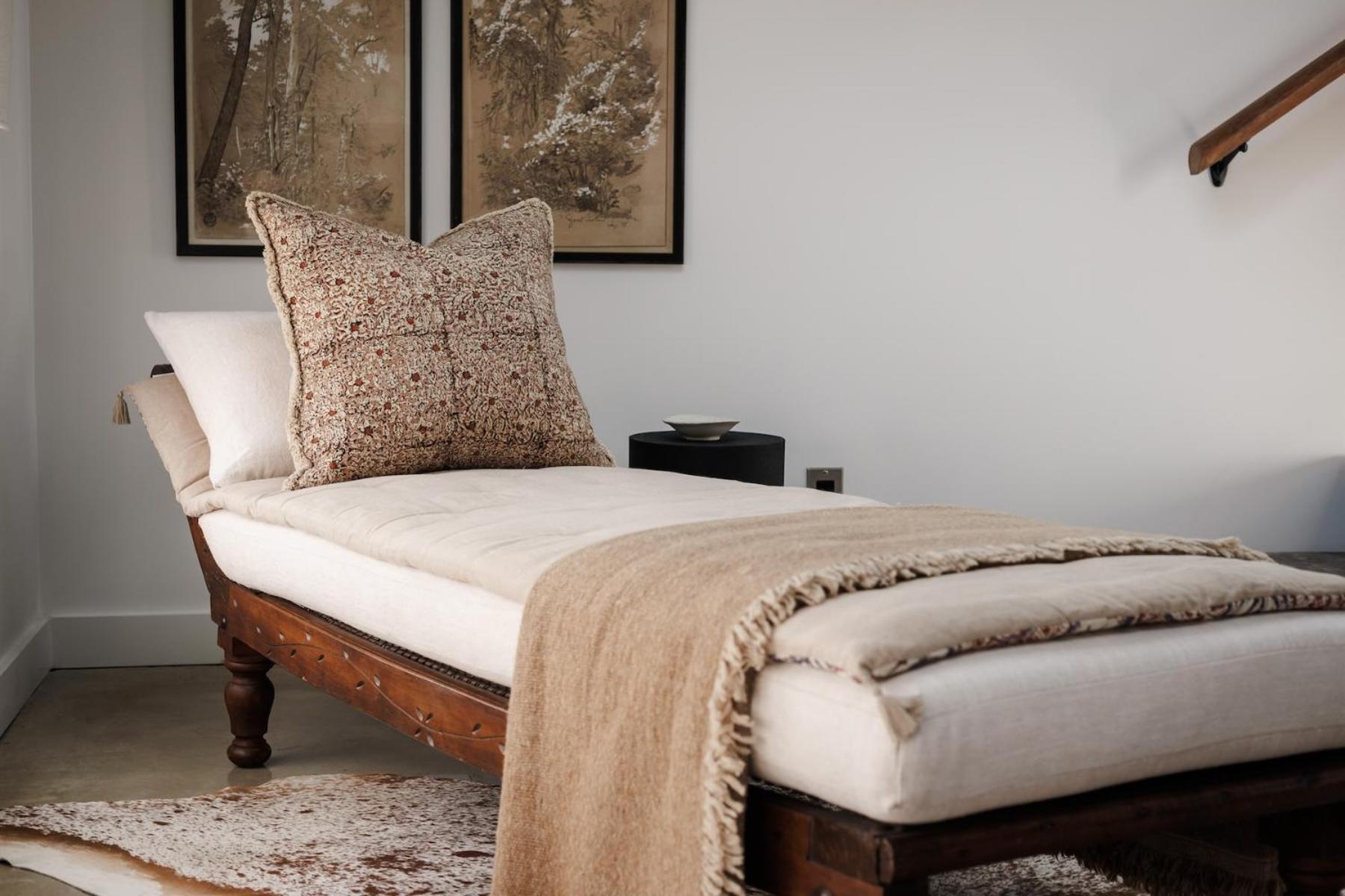 Kat Florence Hotels Элора Экстерьер фото